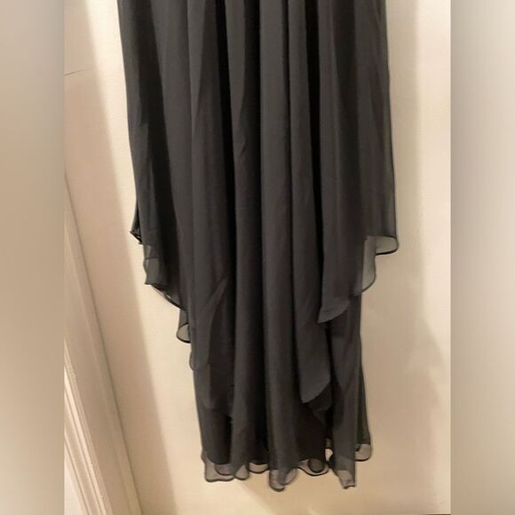 Eliza J Dress Women’s 8 Embellished Tiered Chiffon Halter Gown Black Like New - Picture 6 of 10